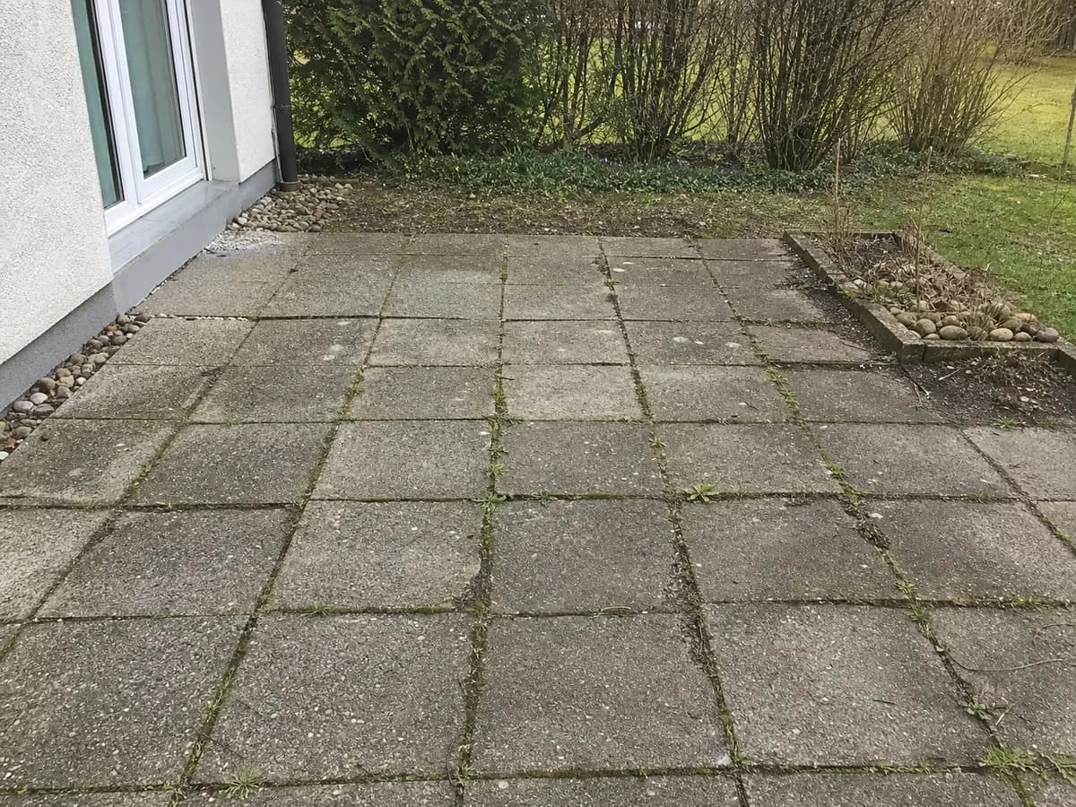 Terrassenbereich als Beispiel für ein Kundenprojekt im Garten- und Landschaftsbau.
